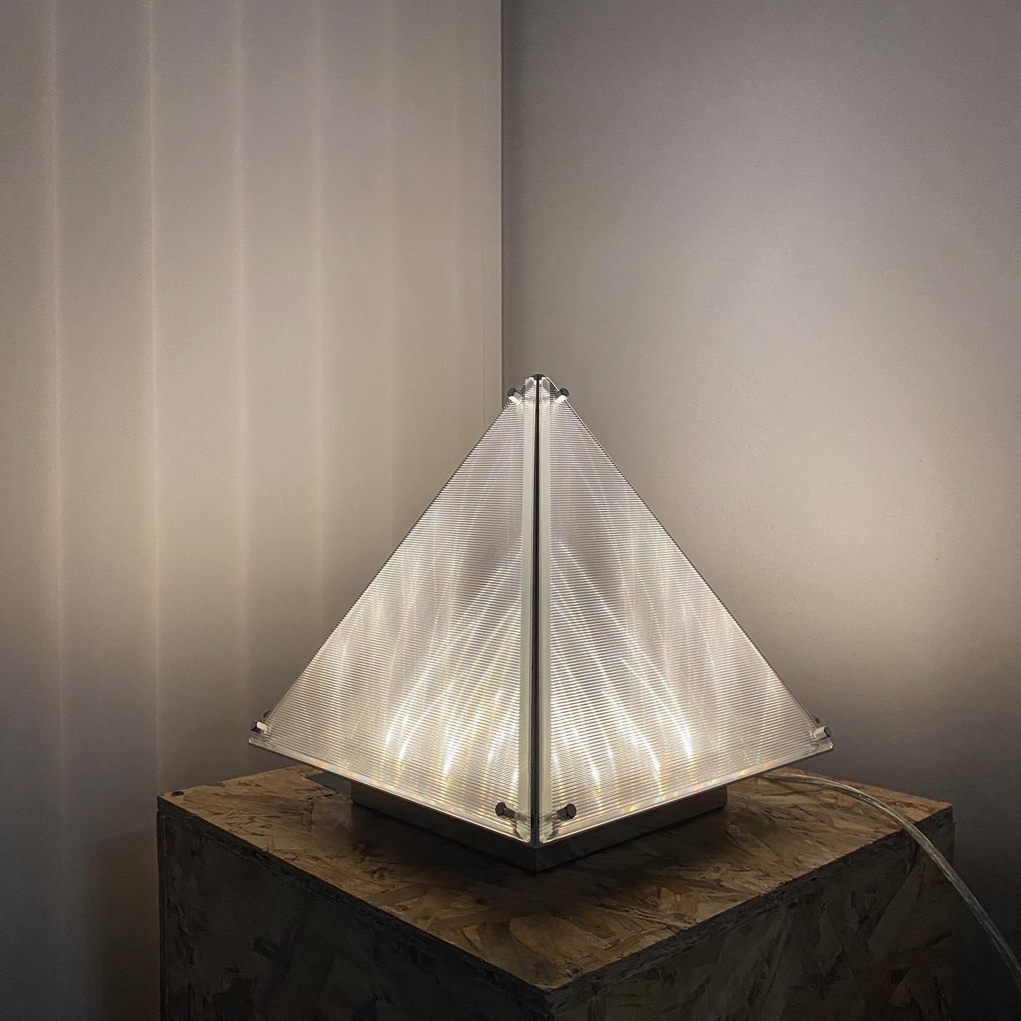 Fragment Table Lamp Dia 11.4″ x H 11″/ Dia 29cm x H 28cm / Chrome & Clear / US plug Table lamp