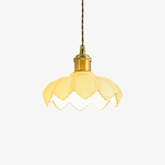 French Petal Pendant Light ? 7.1″ x H 5.9″ / Dia 18cm x H 15cm / Gold & White Pendant light