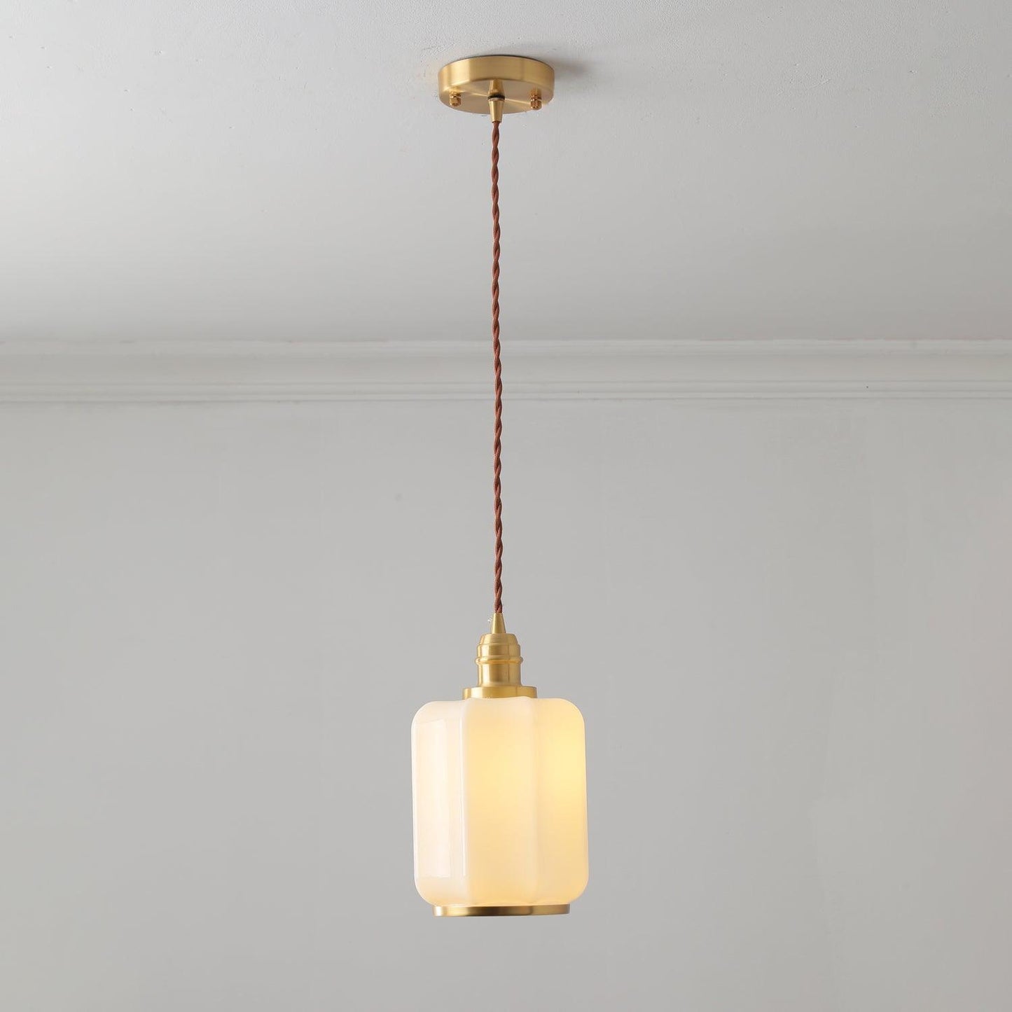 Funnel Pendant Light Dia 5.9″ x H 9.8″ / Dia 15cm x H 25cm / Brass & White Pendant light
