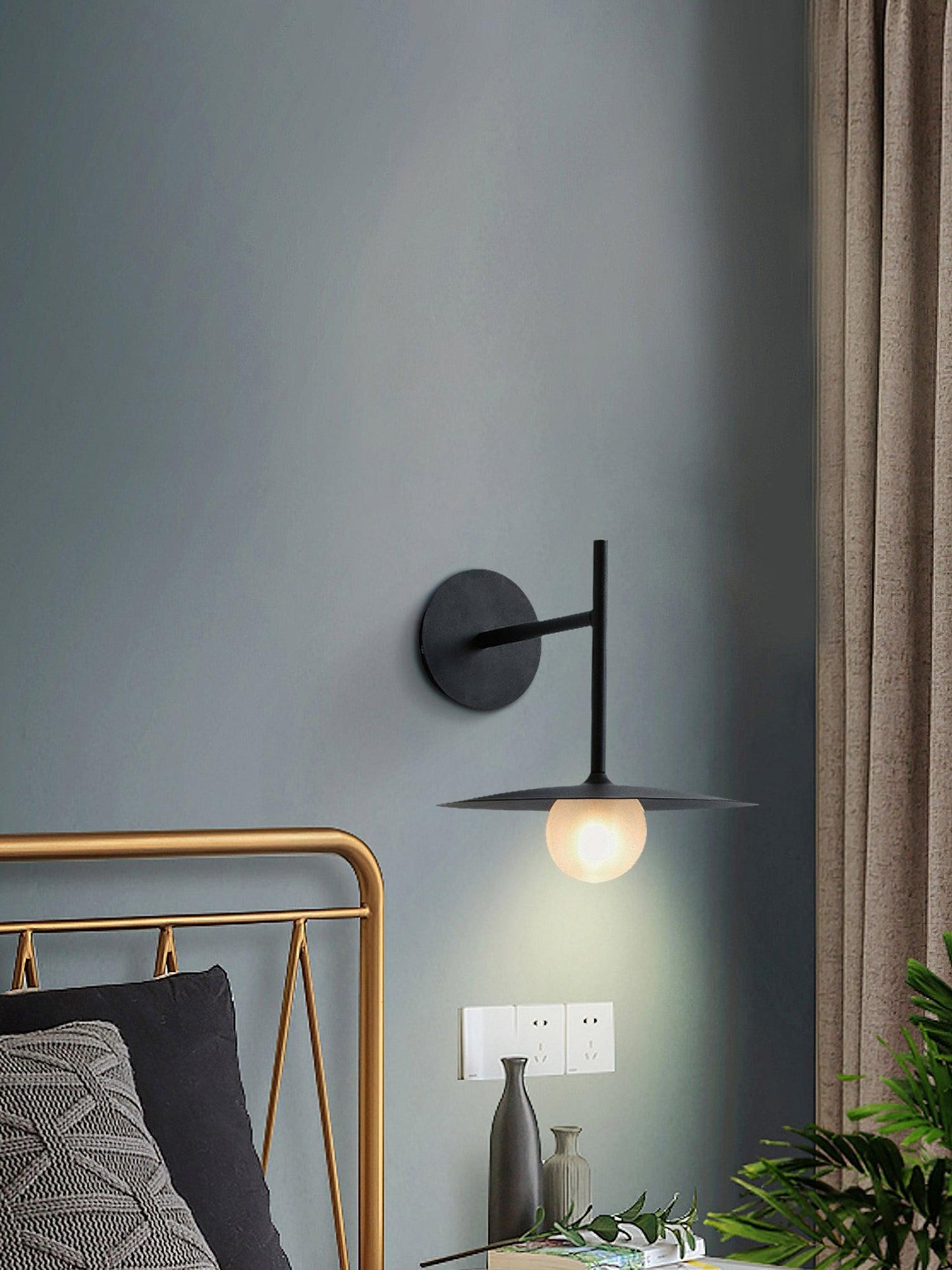 Gea Iron Plug-In Wall Lamp Wall lamp