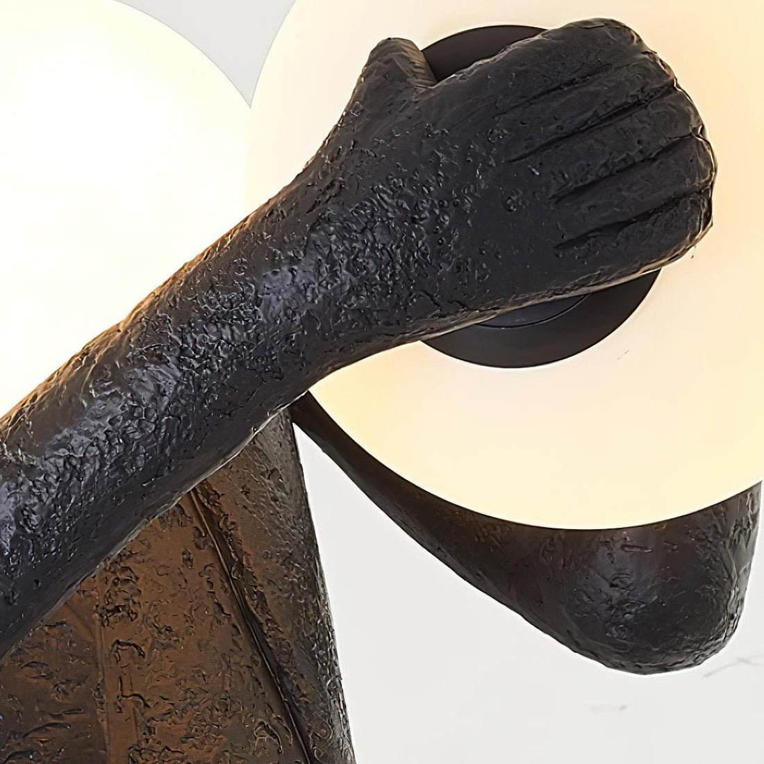 Gentleman Sculpture Floor Lamp Floor lamp
