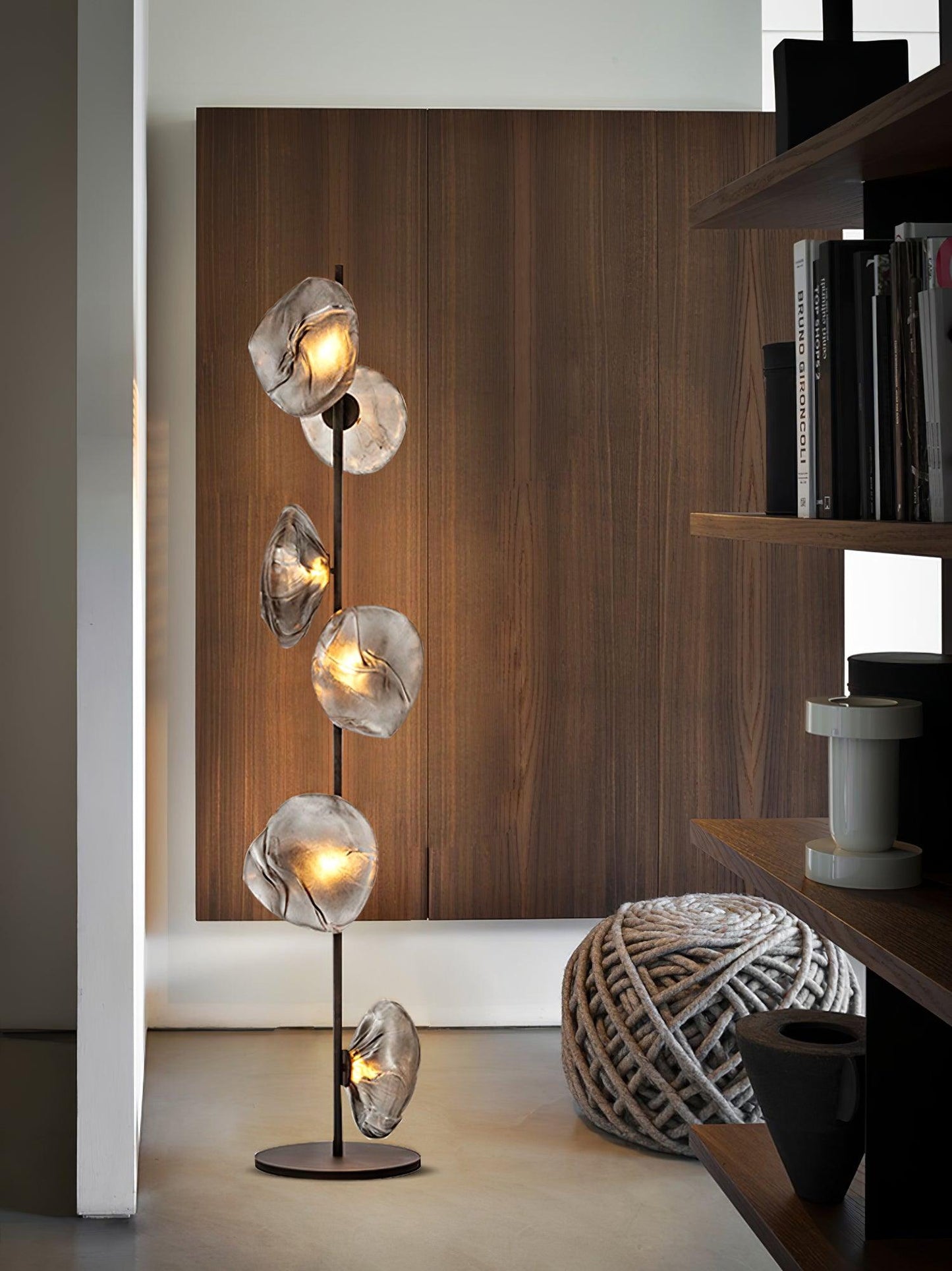 Glass Mesh Petals Floor Lamp Floor lamp