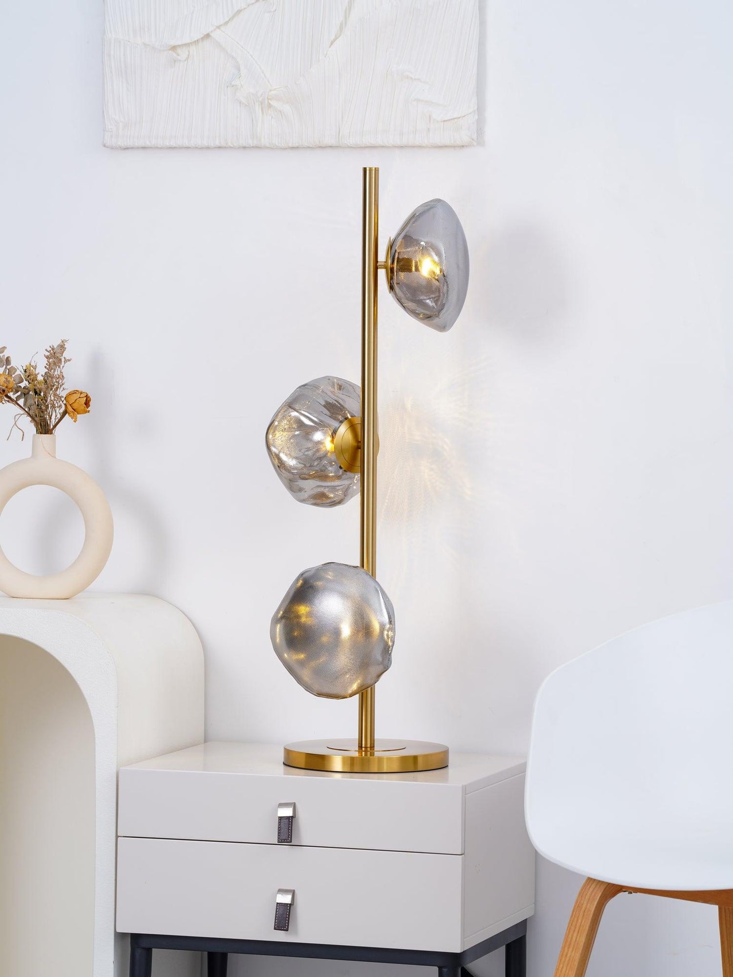 Glass Petals Table Lamp Table lamp