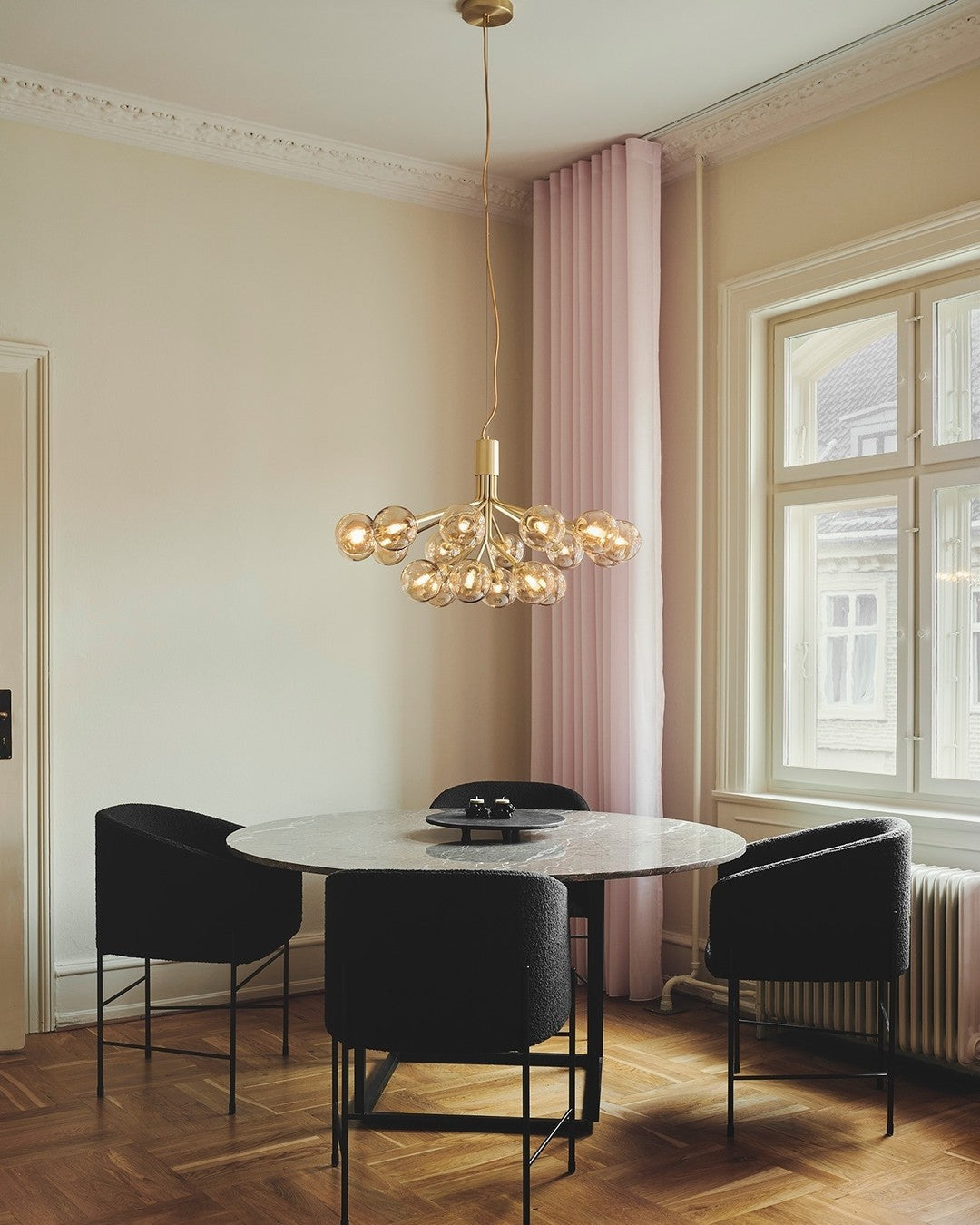 Glass Sphere Cluster Chandelier Chandelier