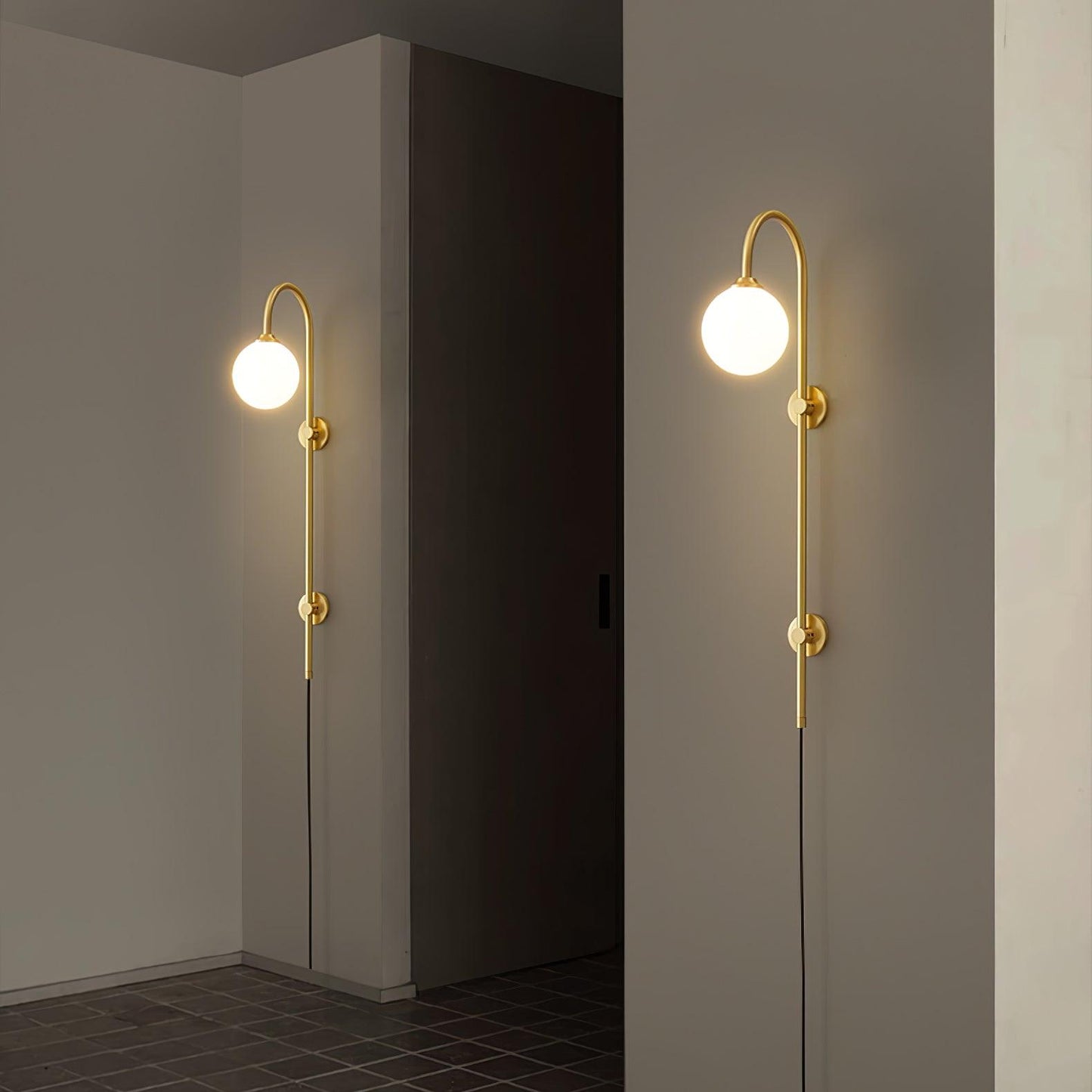 Globe Brass Plug-in Wall Sconce Wall lamp