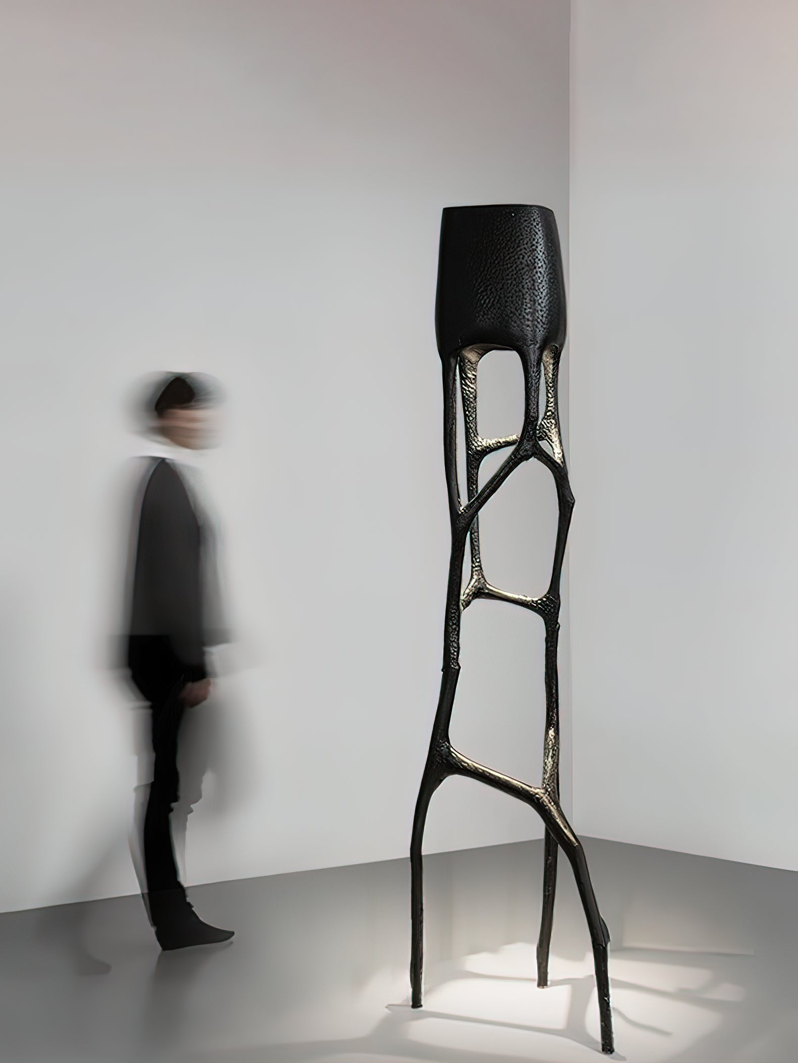 Gothic Sculpture Floor Lamp Floor lamp