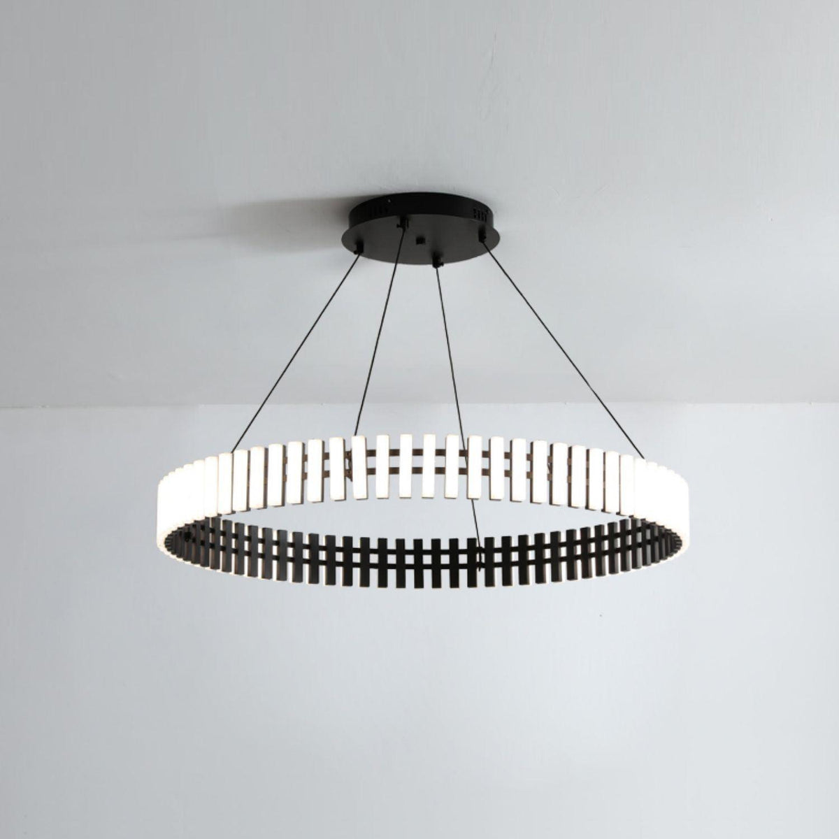 Hanging LED Chandelier Dia 15.7″ x H 3″ / Dia 40cm x H 7.5cm / Black&White / Warm Light Chandelier