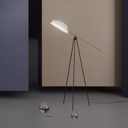 Heart Wing Tripod Floor Lamp Floor lamp