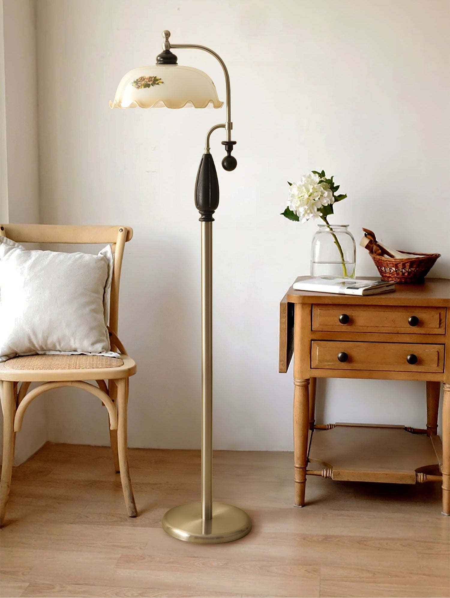 Heritage Bloom Floor Lamp 1001 Floor lamp