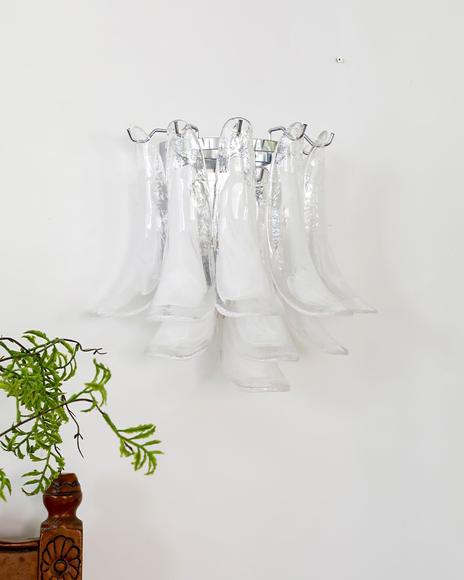 Horseshoe Wall Lamp ? 15.4″ x H 13″ / Chrome & White Wall lamp