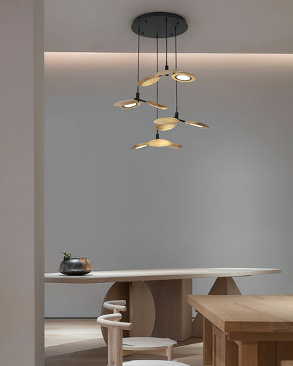 Hotaru Chandelier Chandelier