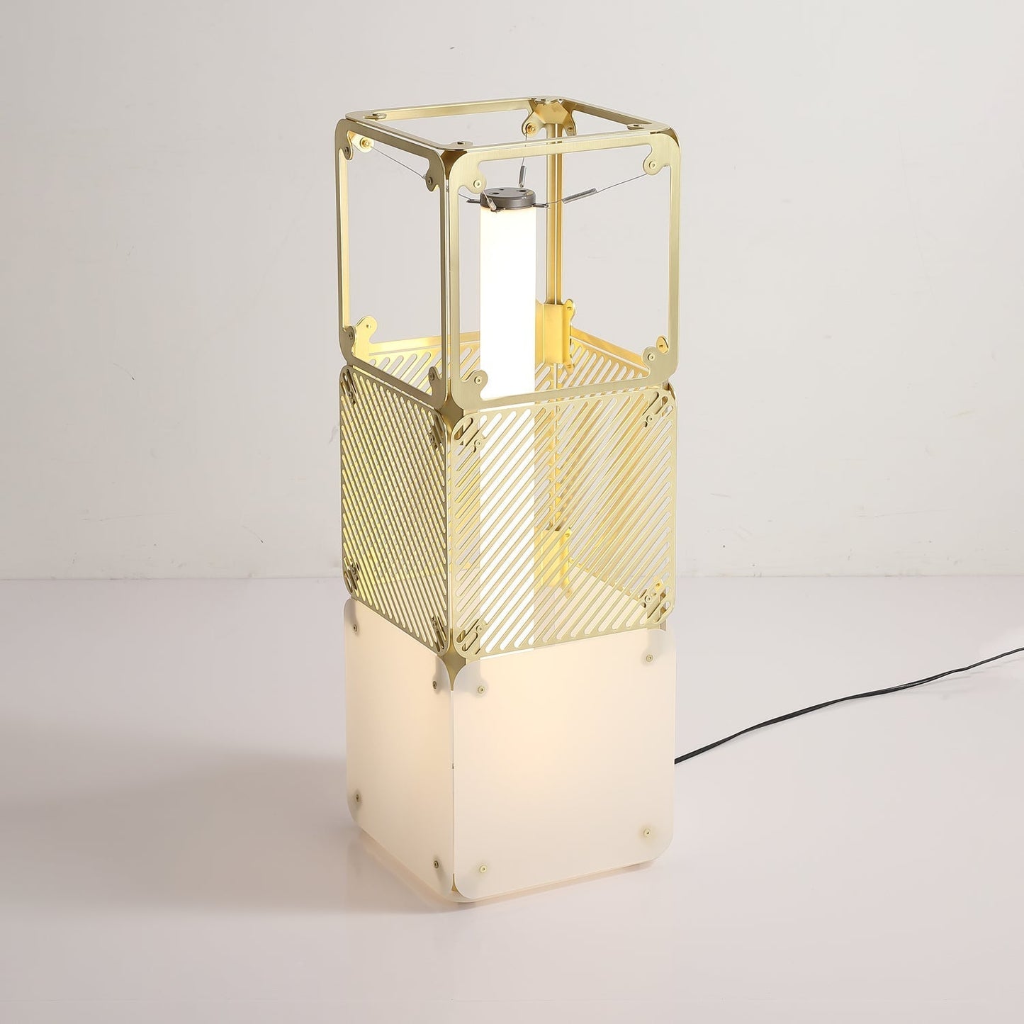 Hyperqube Floor Lamp Floor lamp