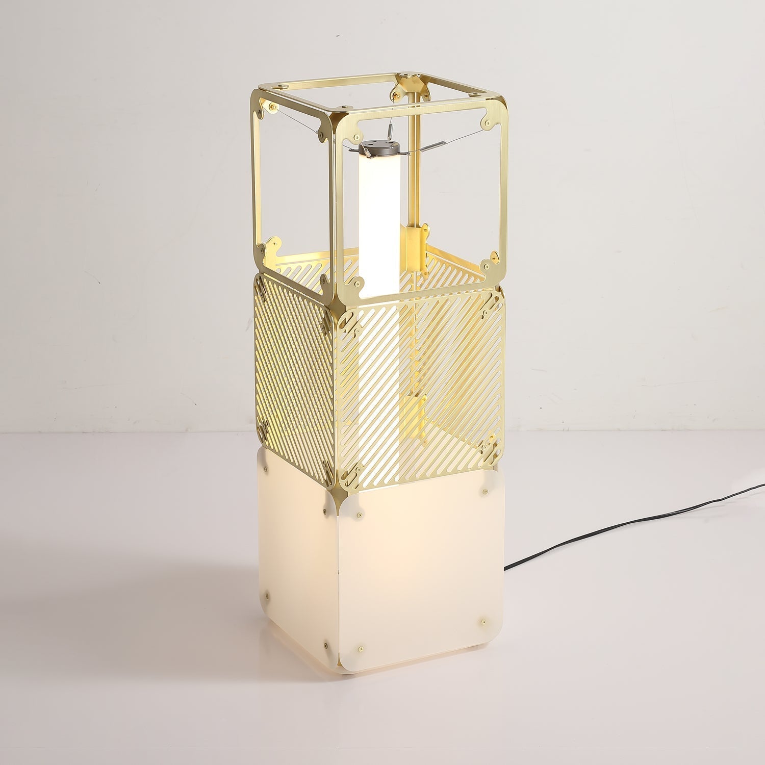 Hyperqube Floor Lamp Floor lamp
