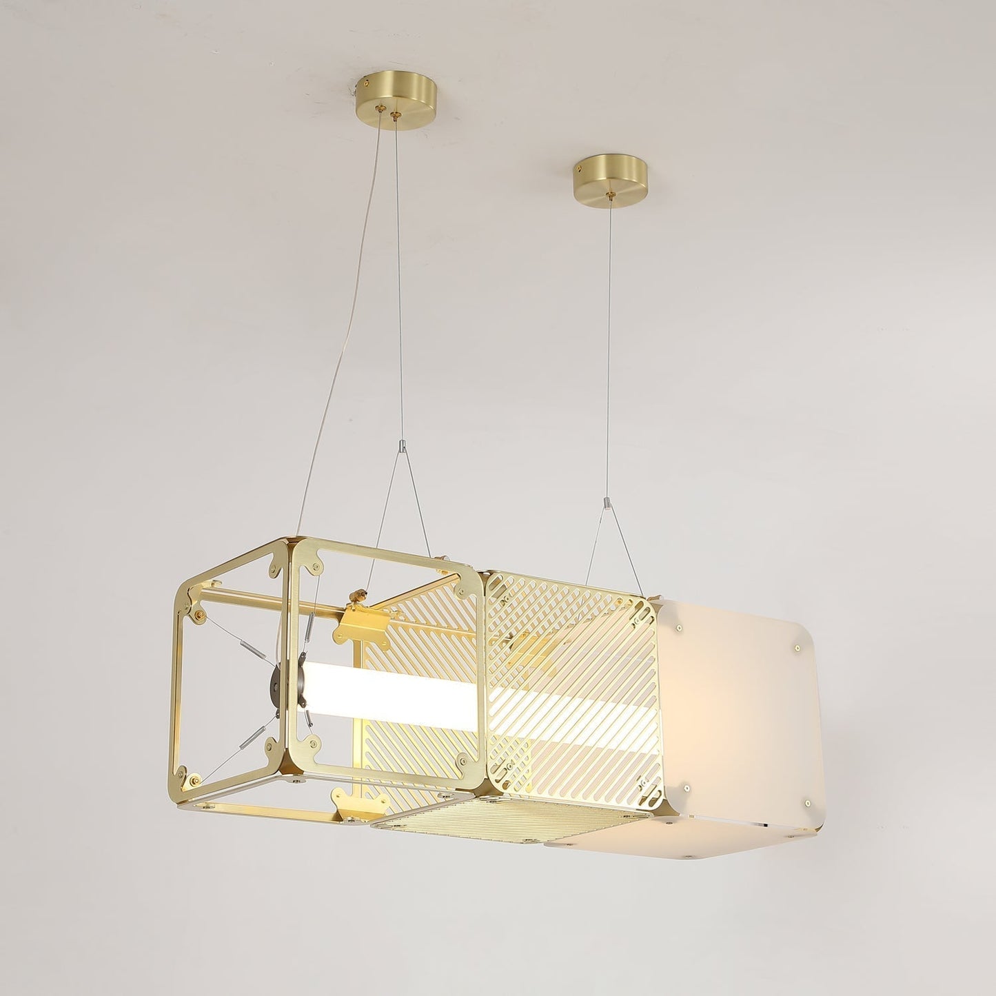 Hyperqube Pendant Lamp L 9.3″ x W 9.3″ x H 26.8″ / L 23.5cm x W 23.5cm x H 68cm / Warm Light / Gold & White Pendant
