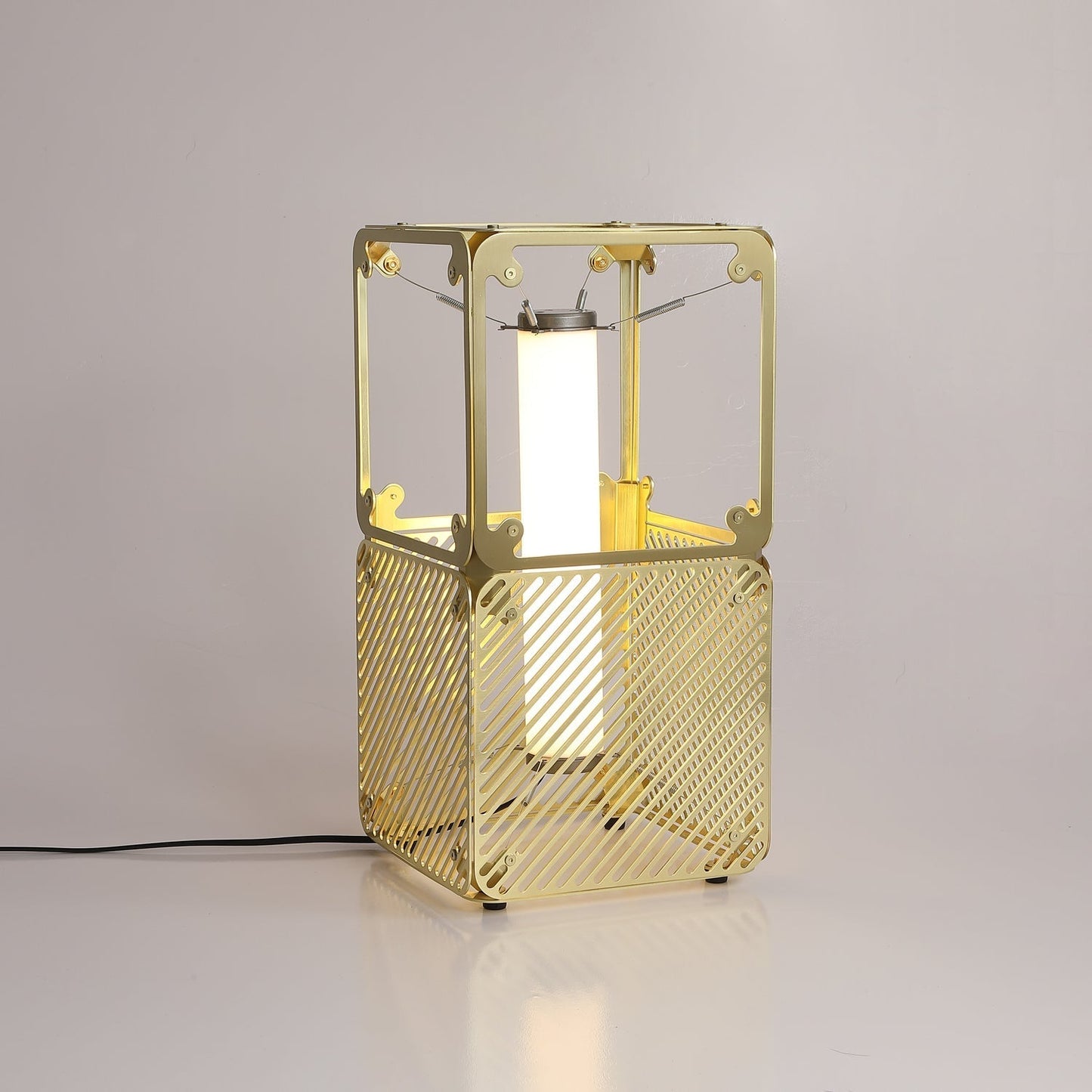 Hyperqube Table Lamp Table lamp