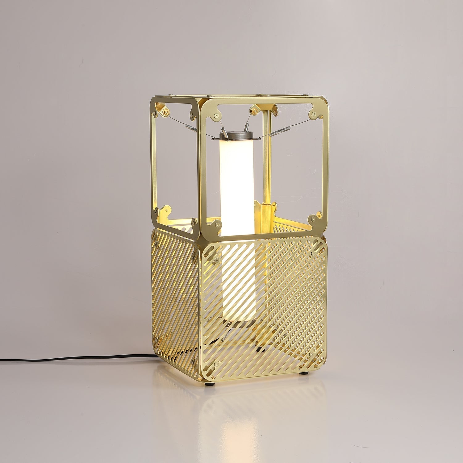Hyperqube Table Lamp Table lamp