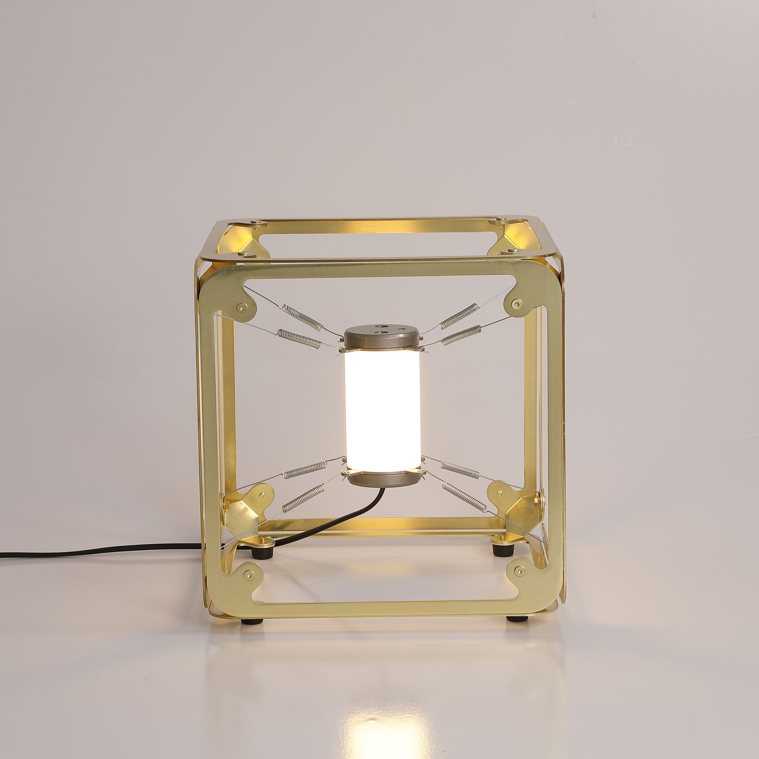 Hyperqube Table Lamp Table lamp