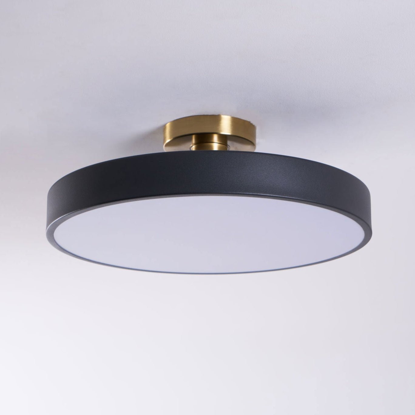 Isla Flush Mount Ceiling Lamp ? 11.8″ x H 5.1″ / Black / Warm Light 1001 Ceiling lamp