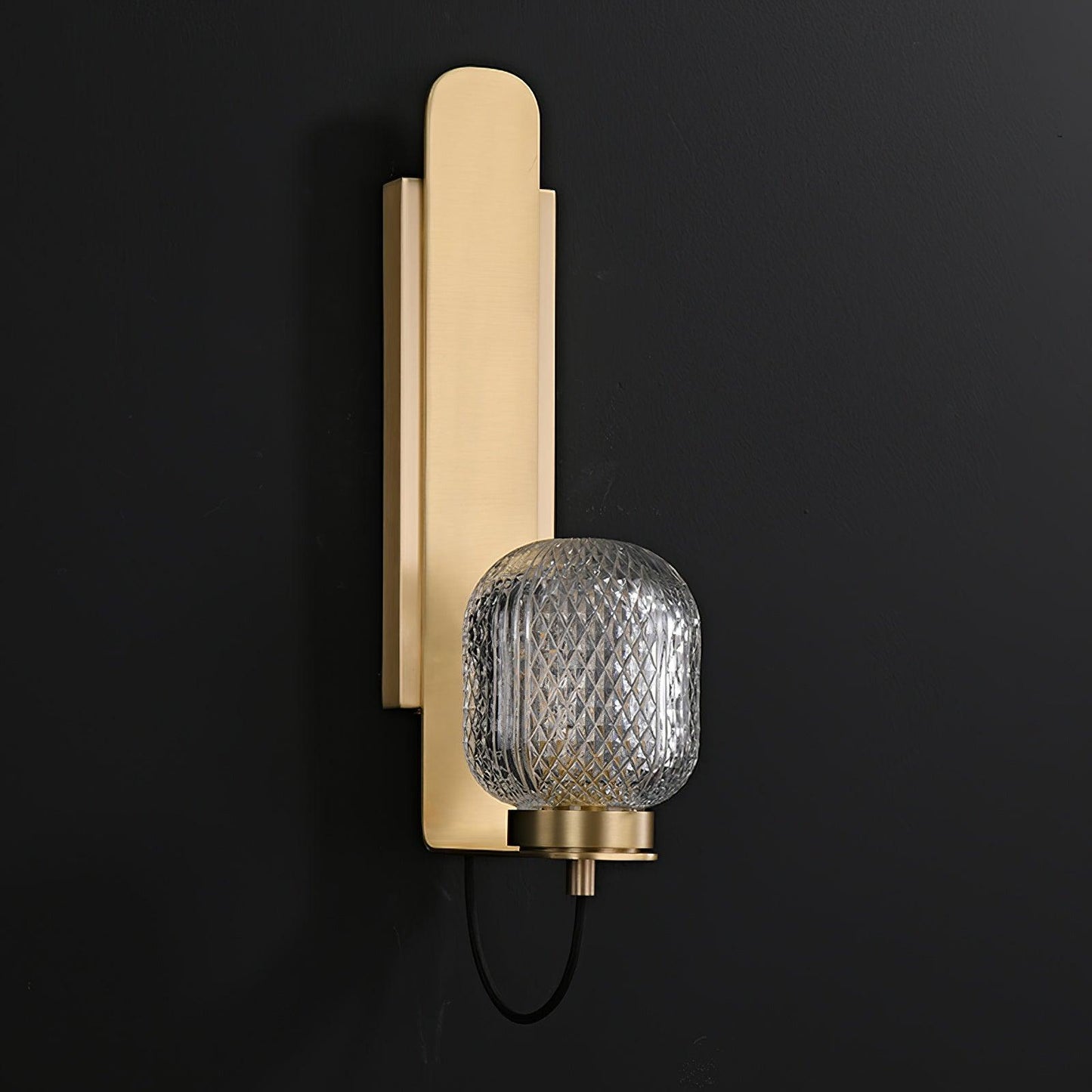Ison Wall Light Dia 3.8″ x H 17.4″ / Dia 9.6cm x H 44.2cm / Polished brass Wall lamp
