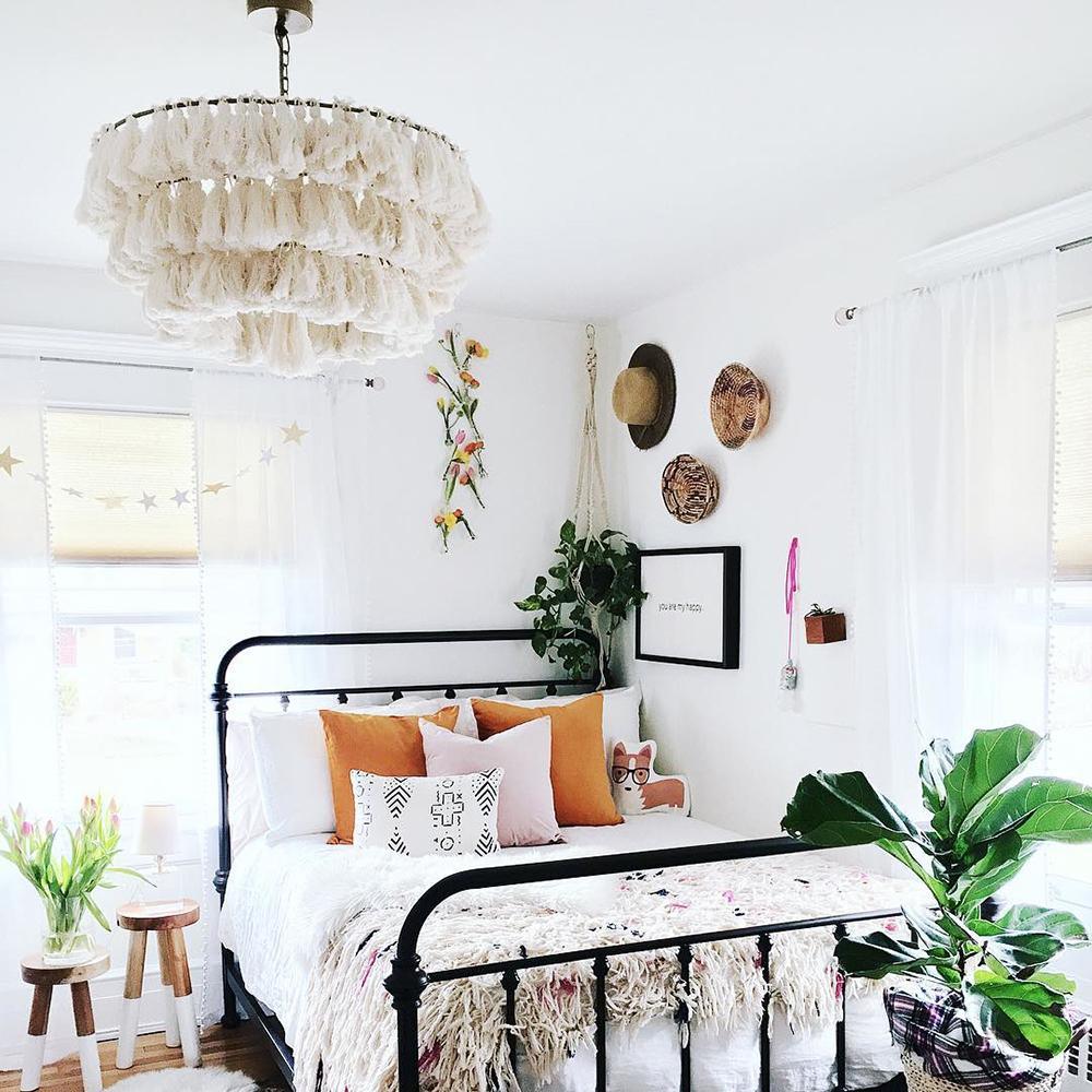 Fela Tassel Chandelier Chandelier