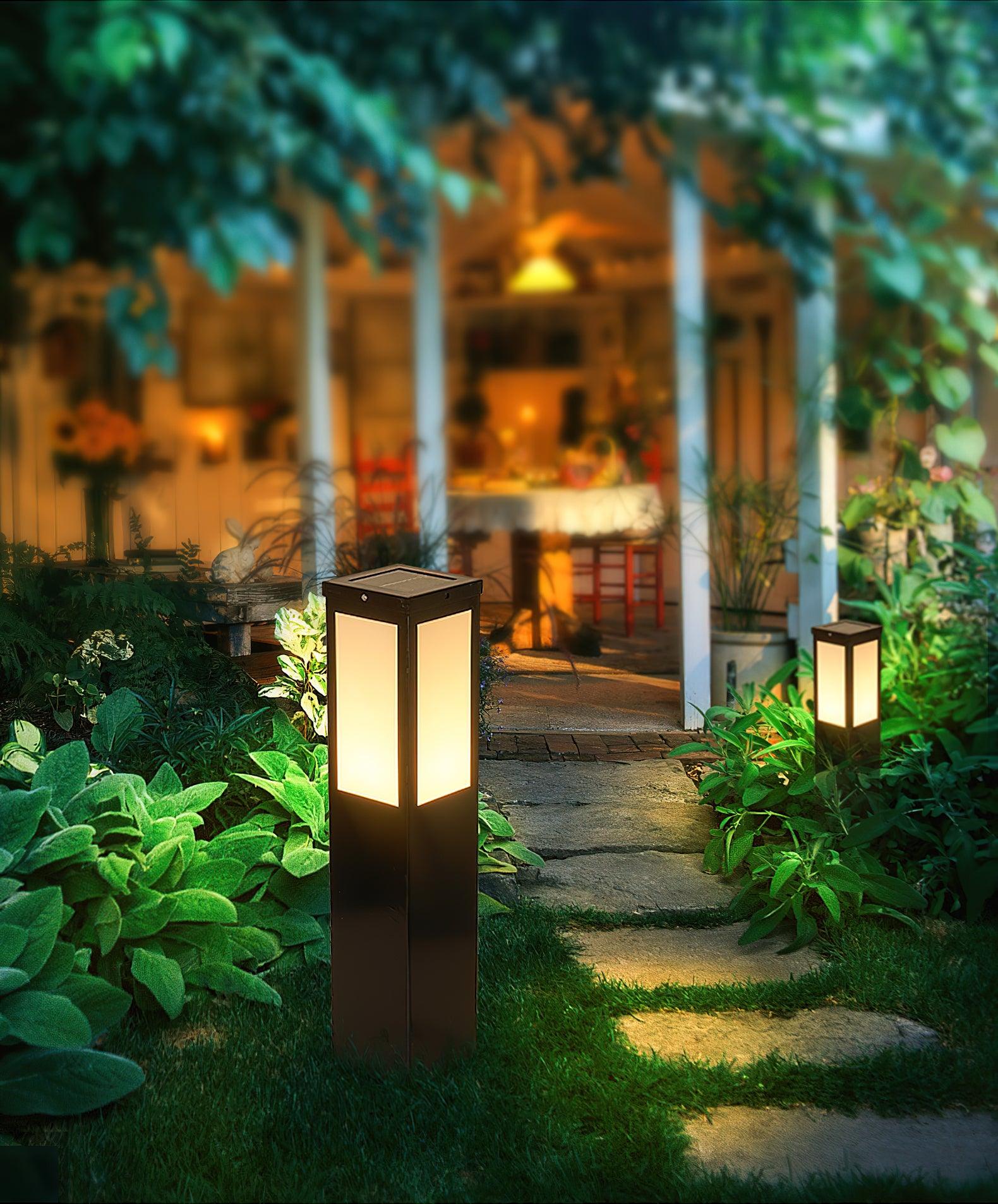 Kuzco Bollard Outdoor Light Dia 5.5″ x H 23.6″ / Dia 14cm x H 60cm / Black / Warm Light Outdoor Lighting