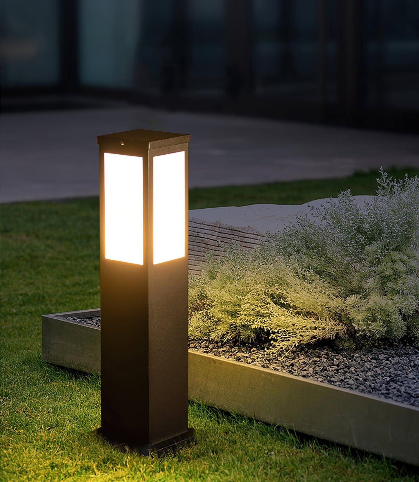 Kuzco Bollard Outdoor Light Dia 5.5″ x H 23.6″ / Dia 14cm x H 60cm / Black / Warm Light Outdoor Lighting