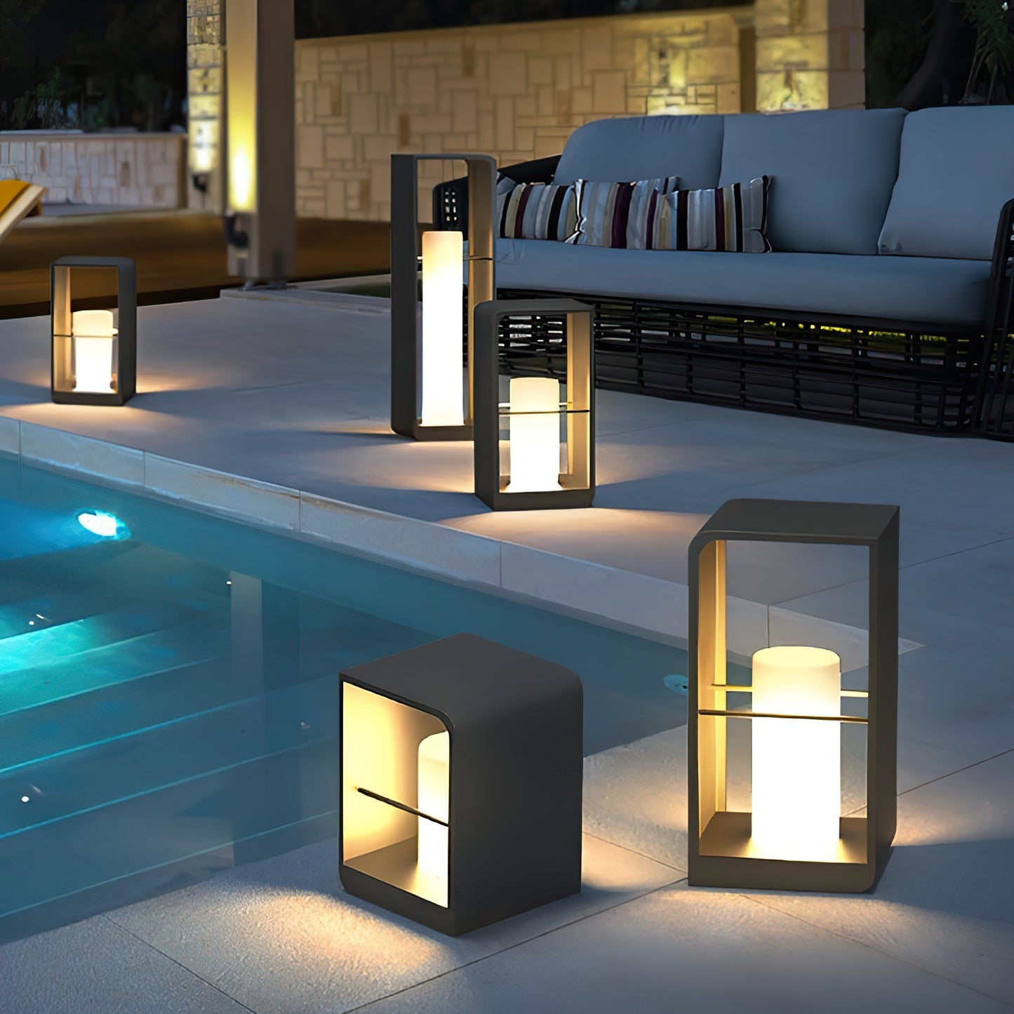 Lantern Garden Solar Outdoor Light Table lamp