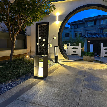 Lantern Garden Solar Outdoor Light Table lamp