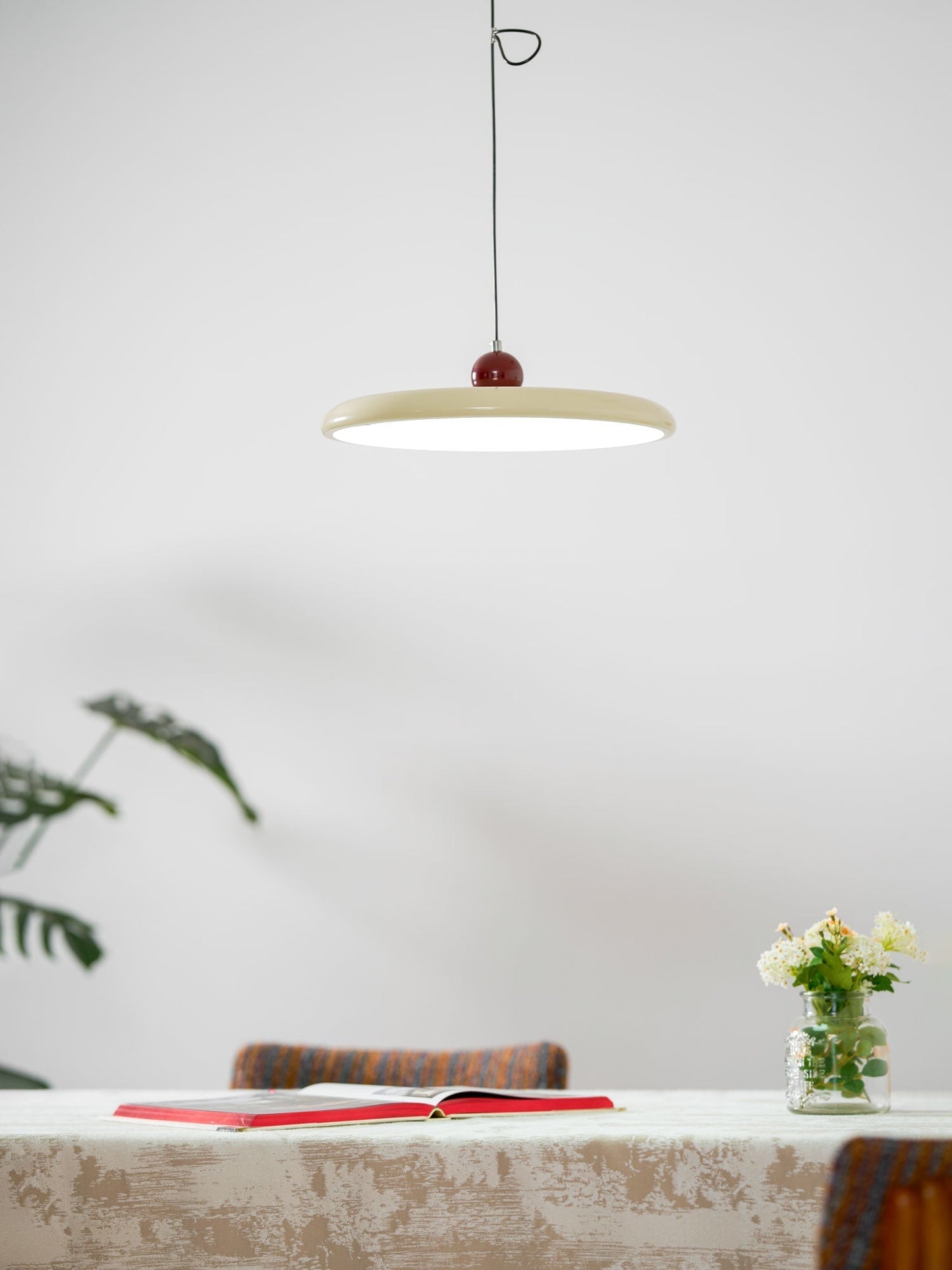 Lola Swing Pendant Lamp 1001 pendant Lamp
