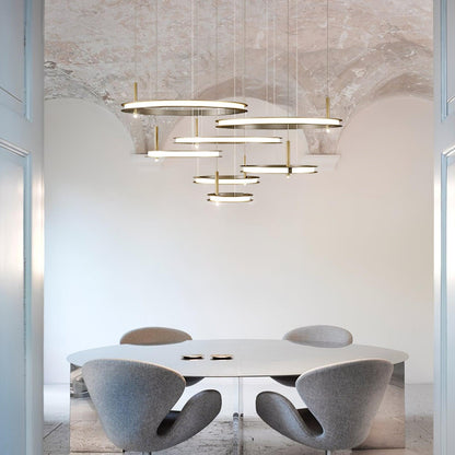 Labilis Chandelier Chandelier
