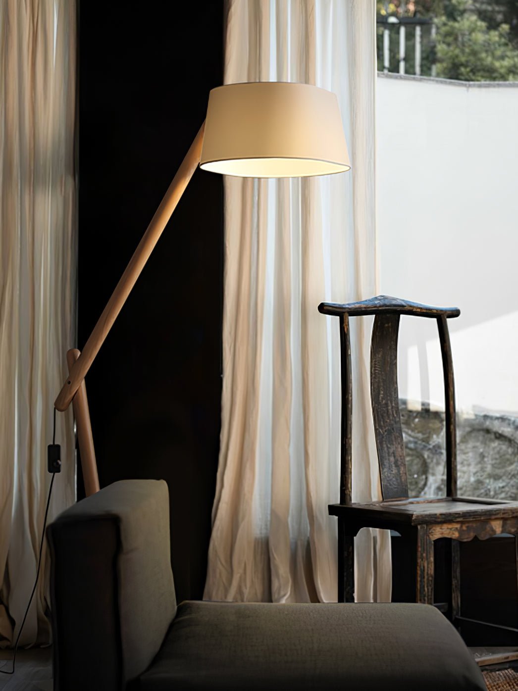 Lean Pivot Floor Lamp Floor lamp