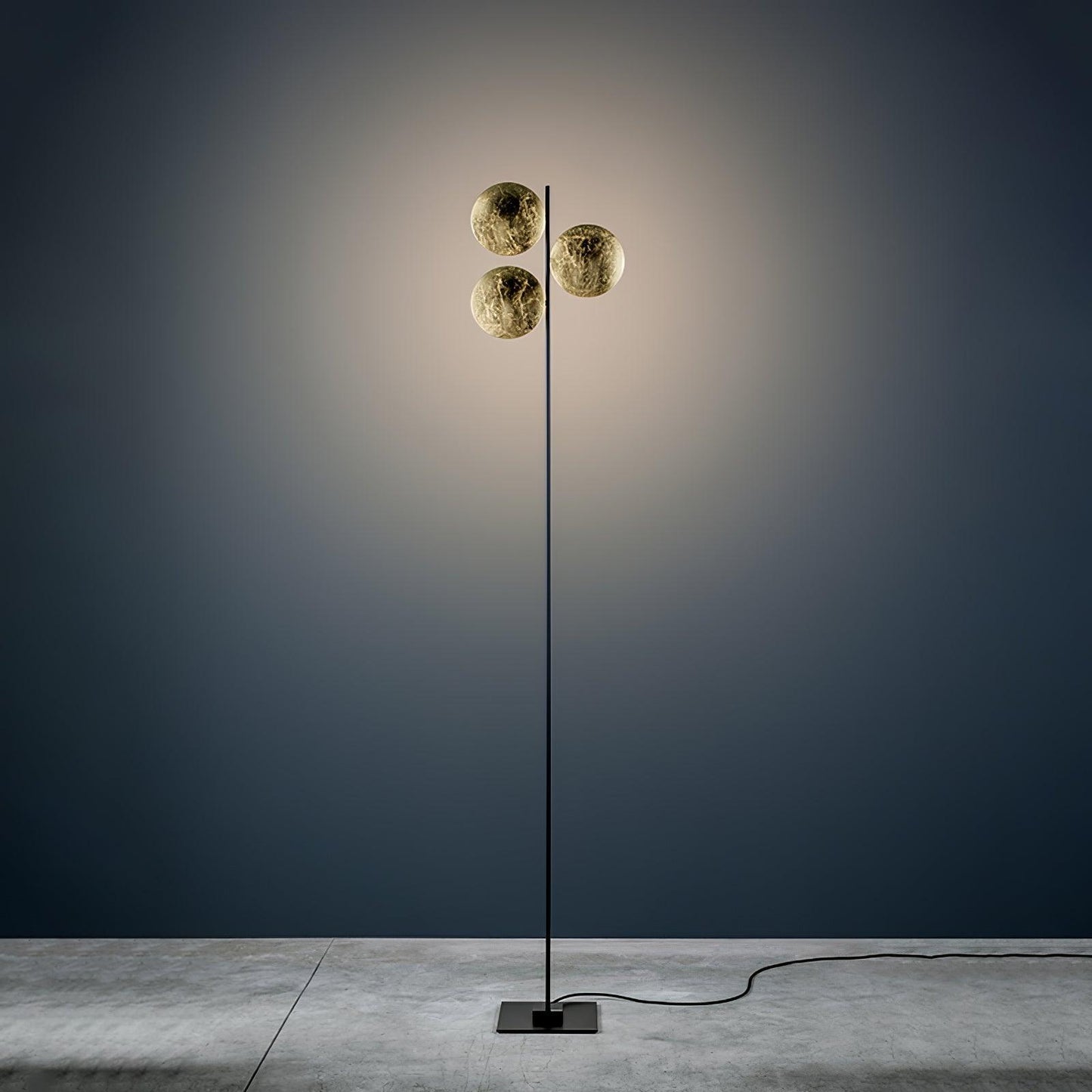 Giorgio Floor Light 3 heads L 11.8″ x H 68.9″ / L 30cm x H 175cm / Gold & Black / US plug Floor lamp