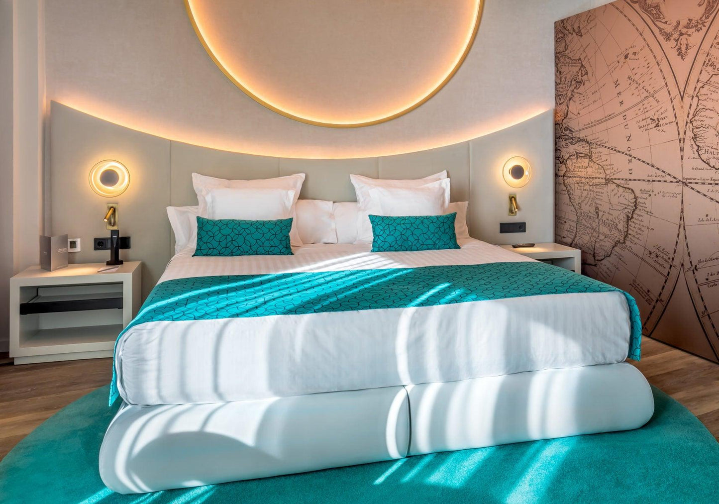 OmniLux Reading Lamp Wall lamp