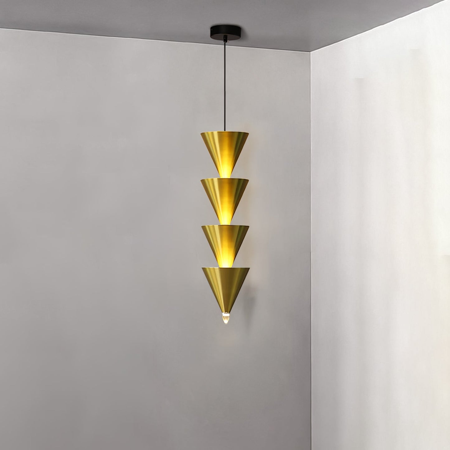 Legato Pendant Light 4 heads ? 6.7″ x H 23.4″ / Dia 17cm x H 59.5cm / Gold / Warm Light Pendant light