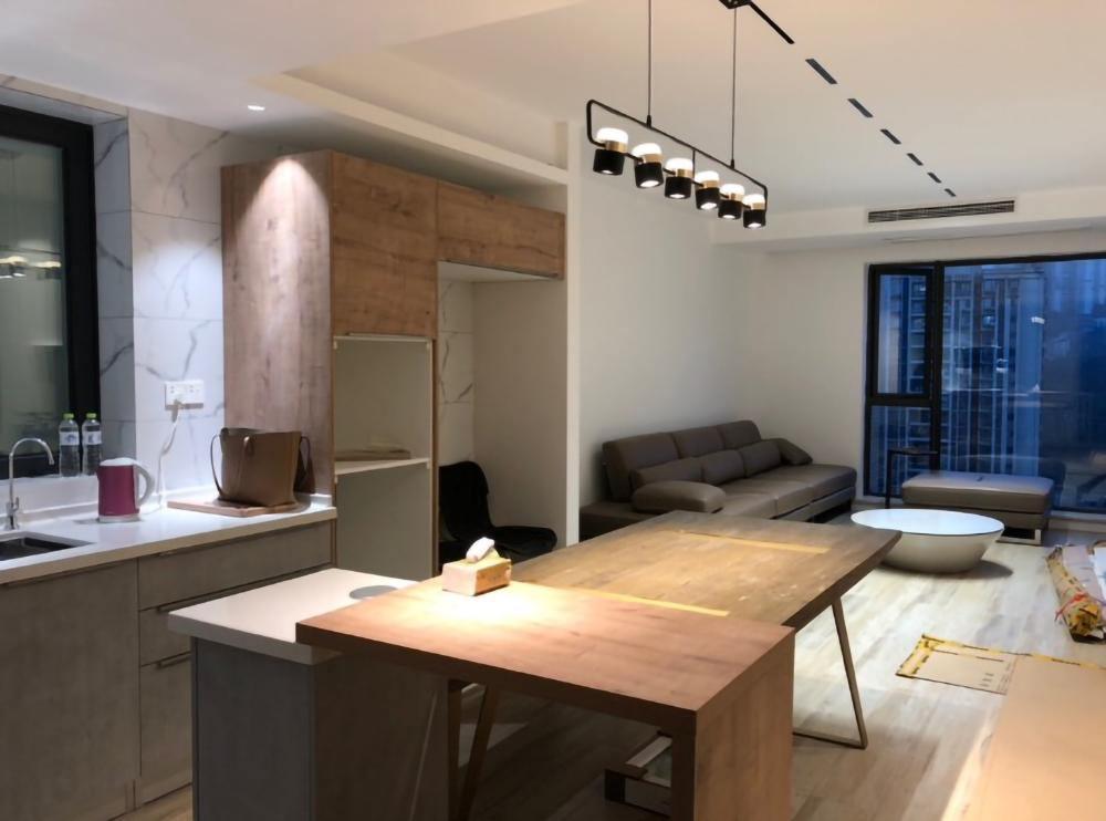 Adjustable Glass Pendant Light Pendant light