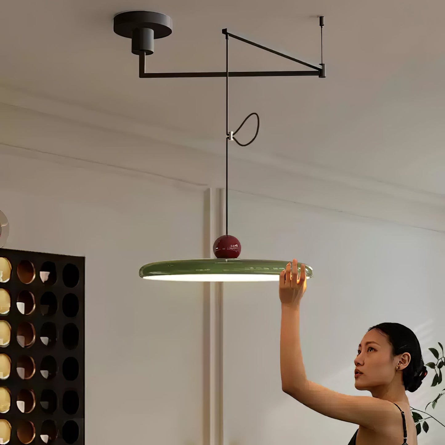 Lola Swing Pendant Lamp 1001 pendant Lamp