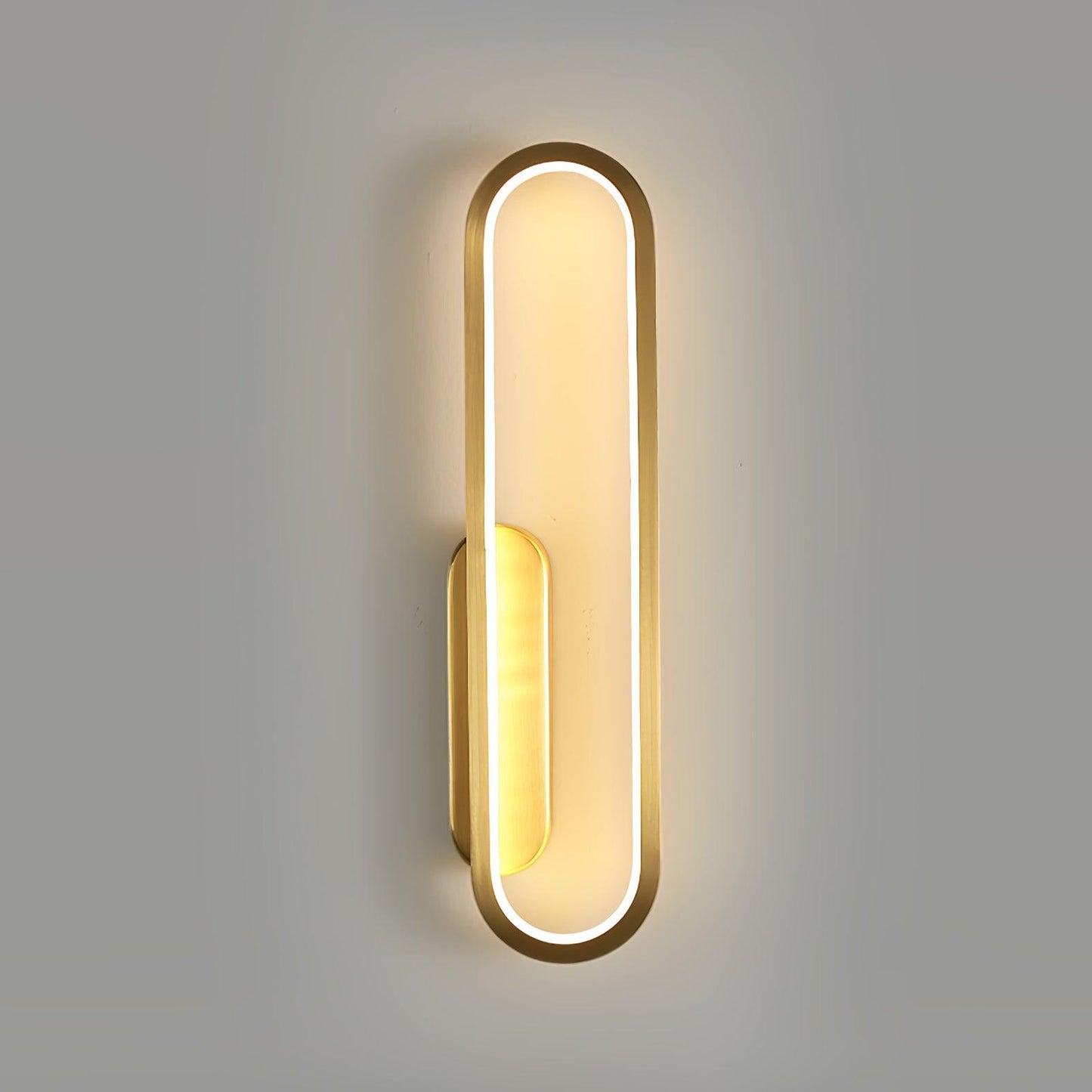 Long Ova Wall Lamp Left: ? 3.9″ x H 15.7″ / Dia 10cm x H 40cm / Brass / Warm Light Wall lamp