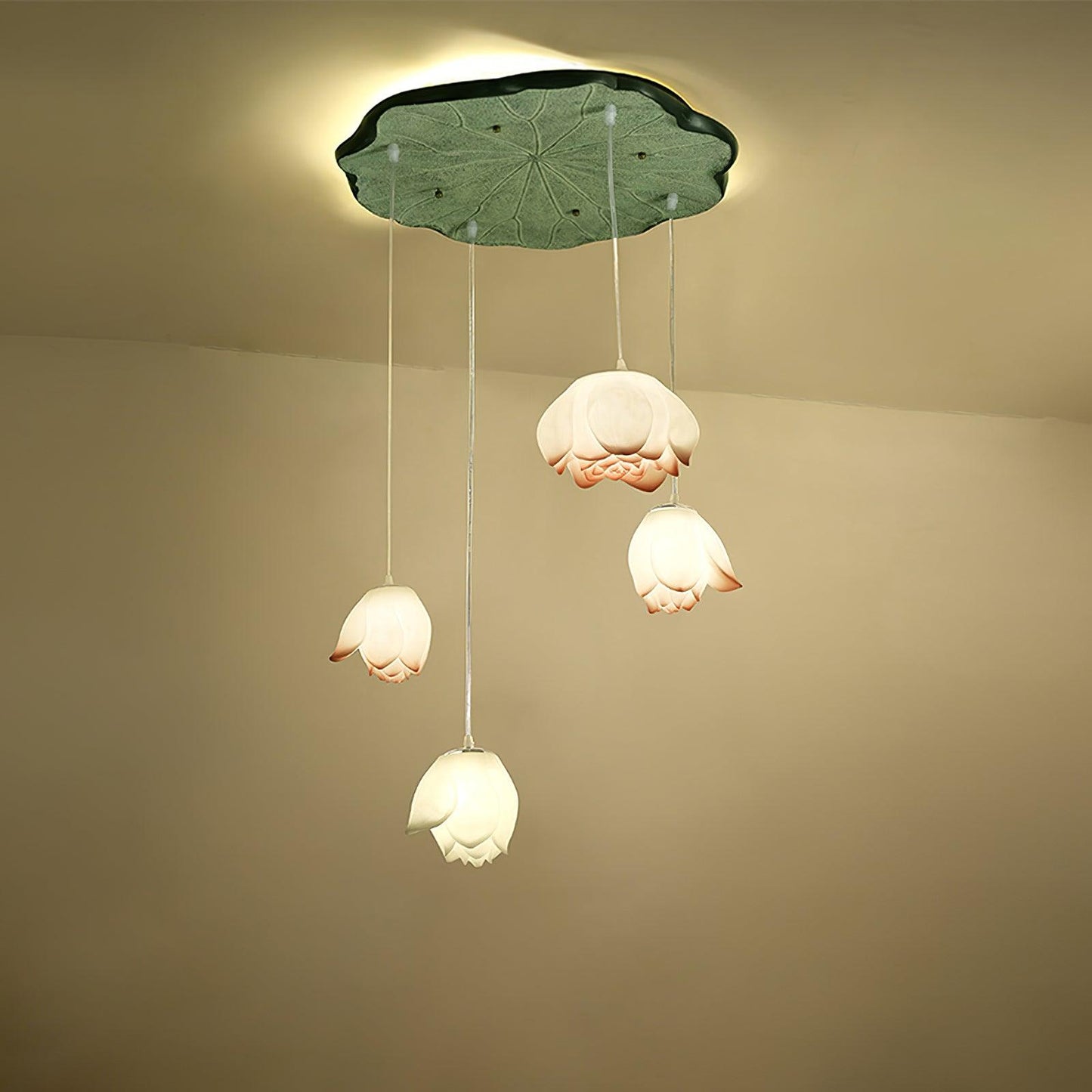 Lotus Chandelier 4 Head Model A ? 22″/ Dia 56cm Chandelier