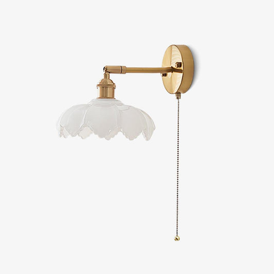 Lotus Rotatable Wall Lamp Dia 7.1″ x H 5.9″ / Dia 18cm x H 15cm / Gold & White Wall lamp