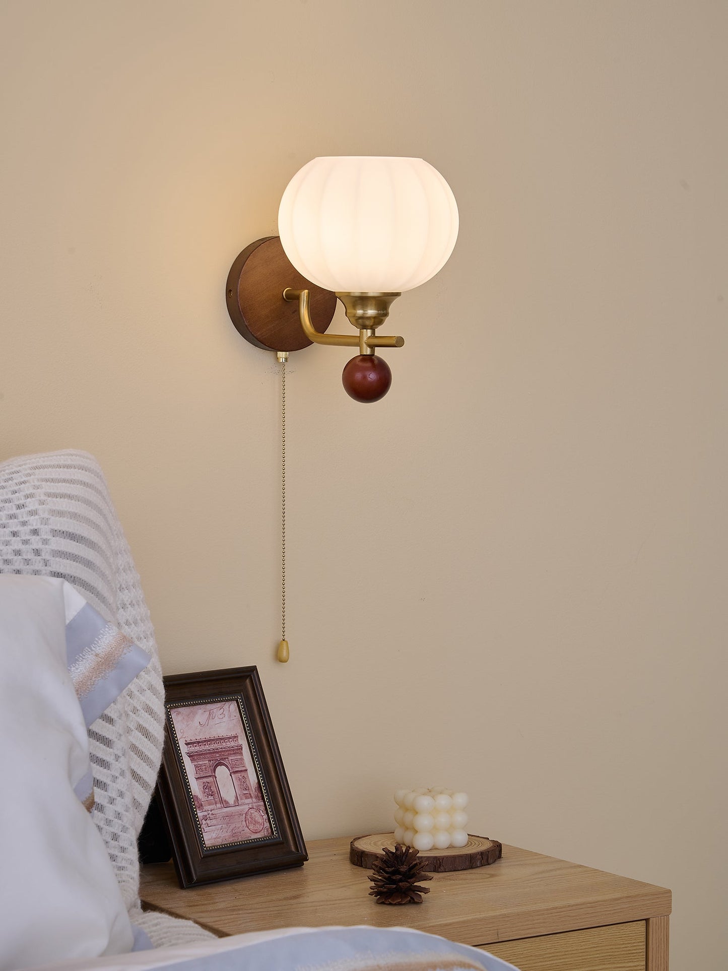 Lumea Crest Wall Lamp 1001 Wall lamp