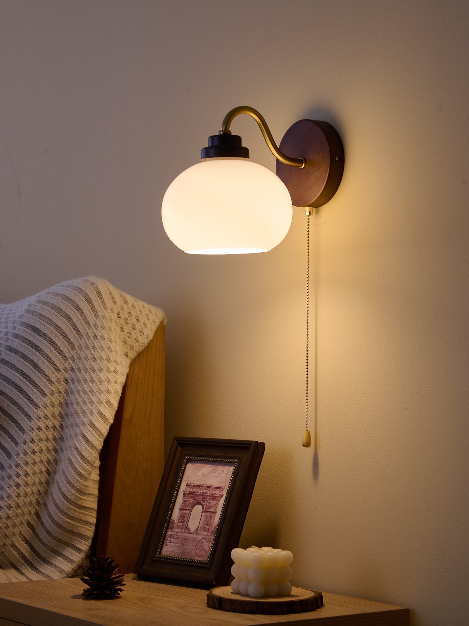 Lumea Crest Wall Lamp 1001 Wall lamp