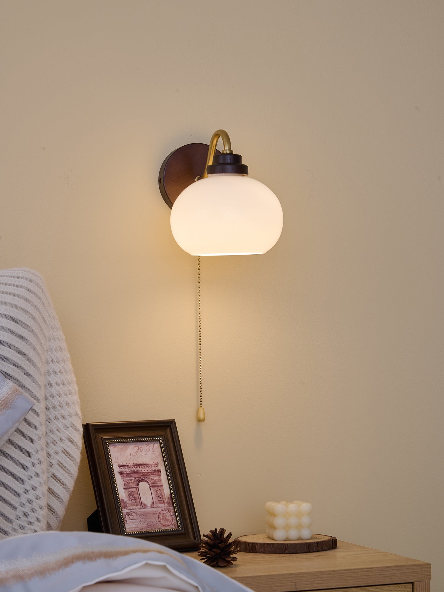 Lumea Crest Wall Lamp 1001 Wall lamp