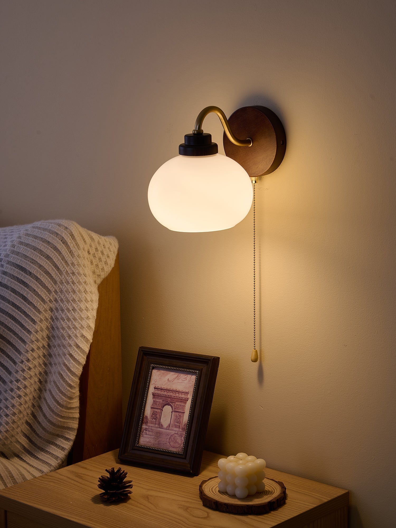 Lumea Crest Wall Lamp 1001 Wall lamp