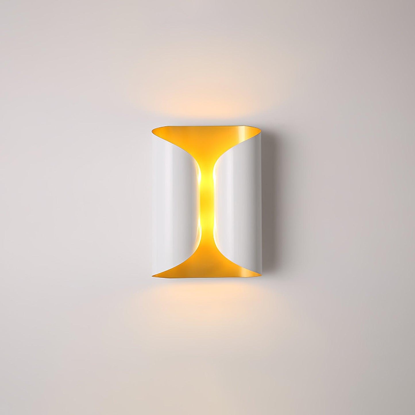 Lux Wall Light W 7.1″ x H 10.8″ / W 18cm x H 27.5cm / White & Gold Wall lamp