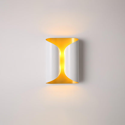 Lux Wall Light W 7.1″ x H 10.8″ / W 18cm x H 27.5cm / White & Gold Wall lamp