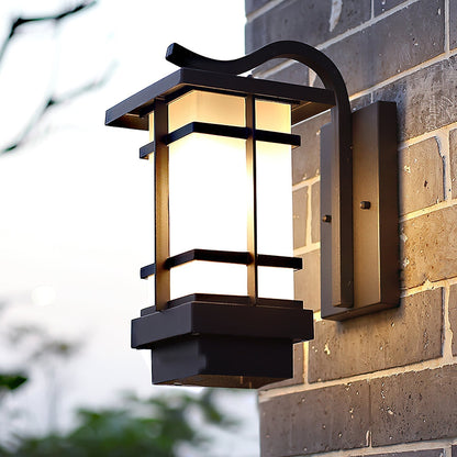 Madison Lantern Outdoor Wall Lamp Wall lamp