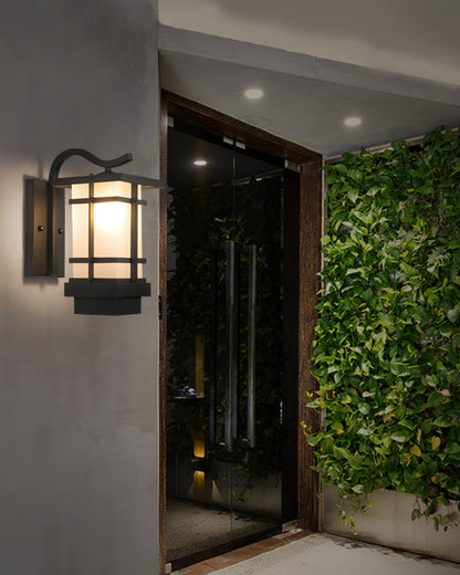 Madison Lantern Outdoor Wall Lamp Wall lamp