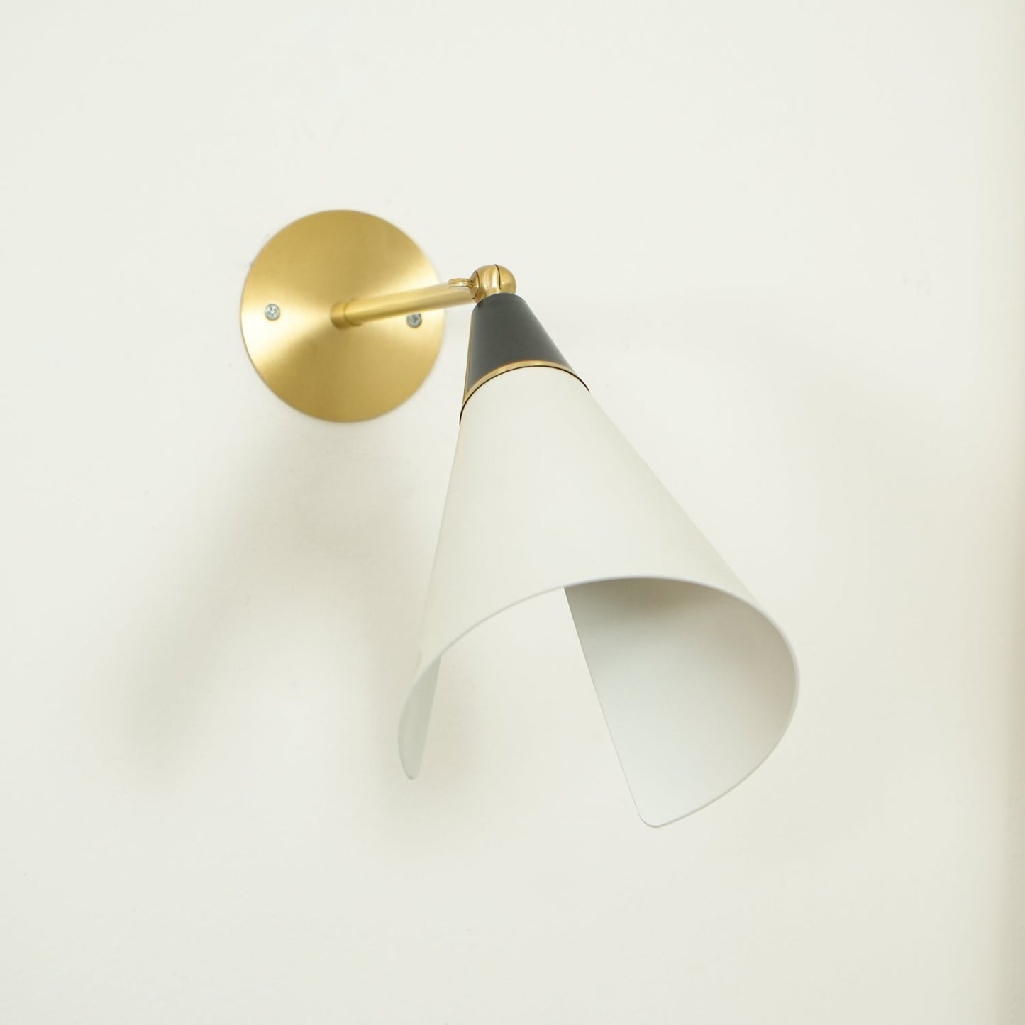 Petite Magari Wall Lamp Wall lamp