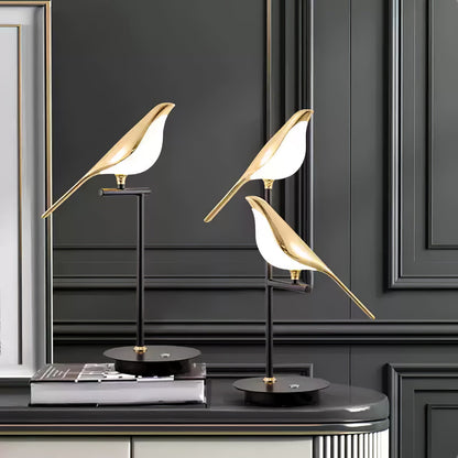 Magpie Perch Table Lamp Table lamp