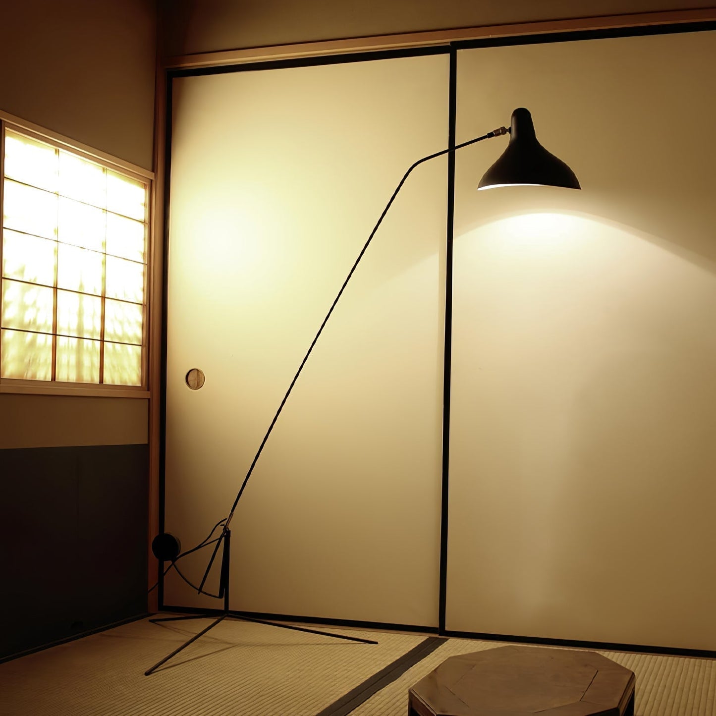 Mantis Arm Floor Lamp Floor lamp